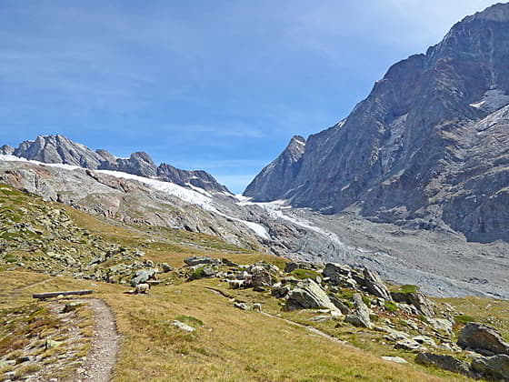 Views of the peaks and glaciers at the head of the valley