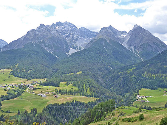 View of the Piz Minger massif